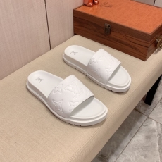 Louis Vuitton Slippers